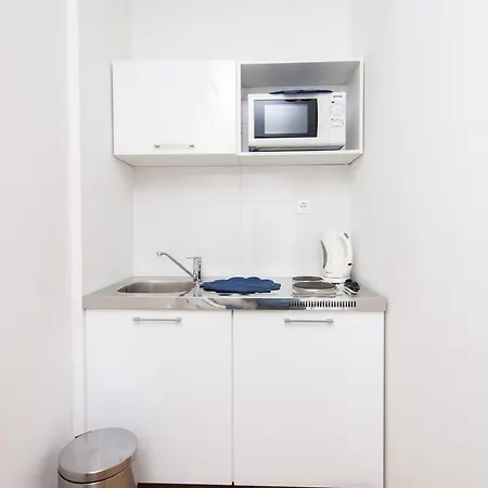 Karla Old Town Apartment