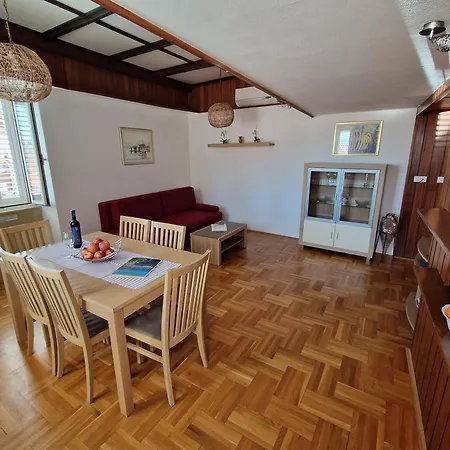 Appartement Karla Old Town *